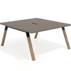 Mesa de oficina doble UvePro fondo 166, cantos rectos, estructura negra/madera