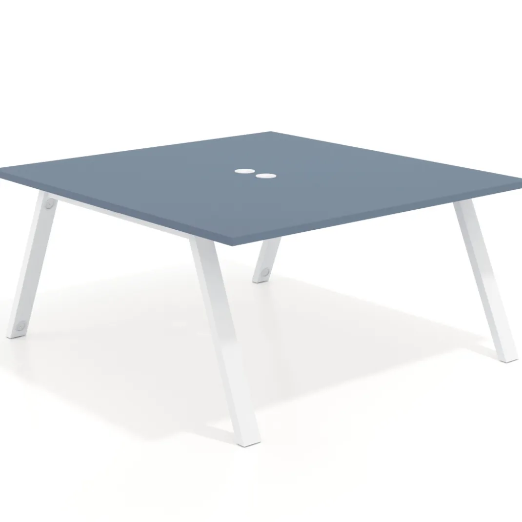 Mesa de oficina doble UvePro fondo 166, cantos rectos, estructura blanca