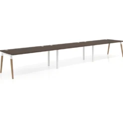 Mesa de oficina en continuidad Arki triple, patas de madera, fondo 100cm