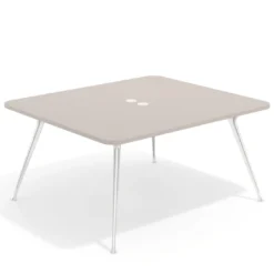 Mesa de reuniones Tekno fondo 140, patas aluminio inyectado, estructura cromada