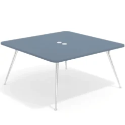 Mesa de reuniones Tekno, fondo 160, patas aluminio inyectado, estructura cromada