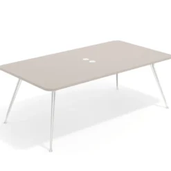 Mesa de reuniones Tekno gran formato, fondo 120, patas aluminio inyectado, estructura cromada