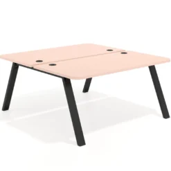 Mesa multipuesto UvePro Bench fondo 166 cm, sobre curvo, estructura negra