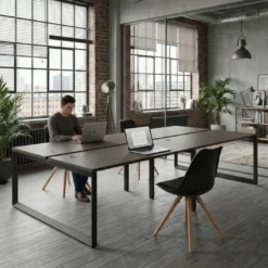 Mesa oficina multipuesto bench Delta doble, fondo 166cm estructura negra