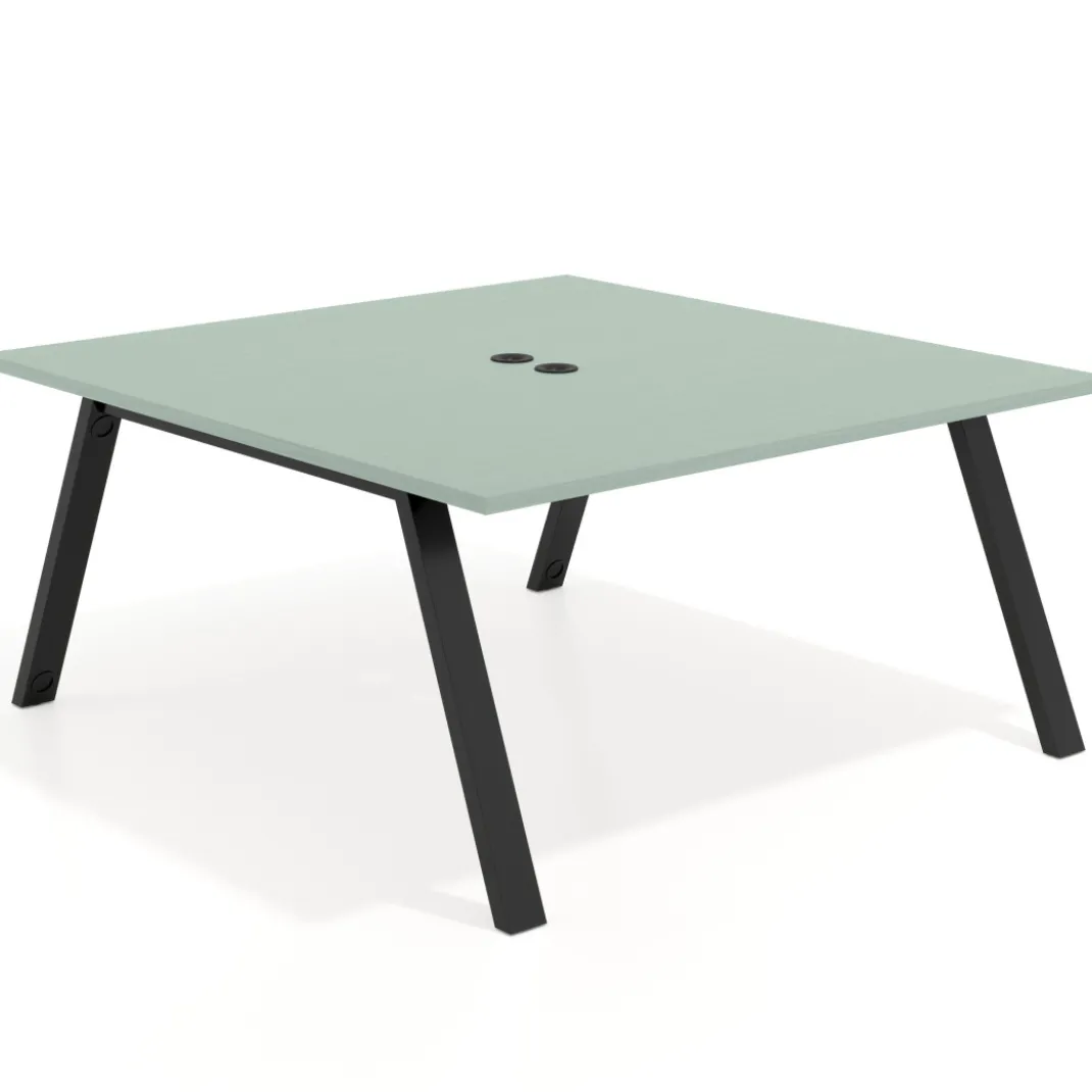 Mesa de oficina doble UvePro fondo 166, cantos rectos, estructura negra