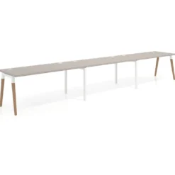 Mesa de oficina en continuidad Arki triple, patas de madera, fondo 80cm