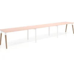 Mesa de oficina en continuidad Arki triple, patas de madera, fondo 80cm