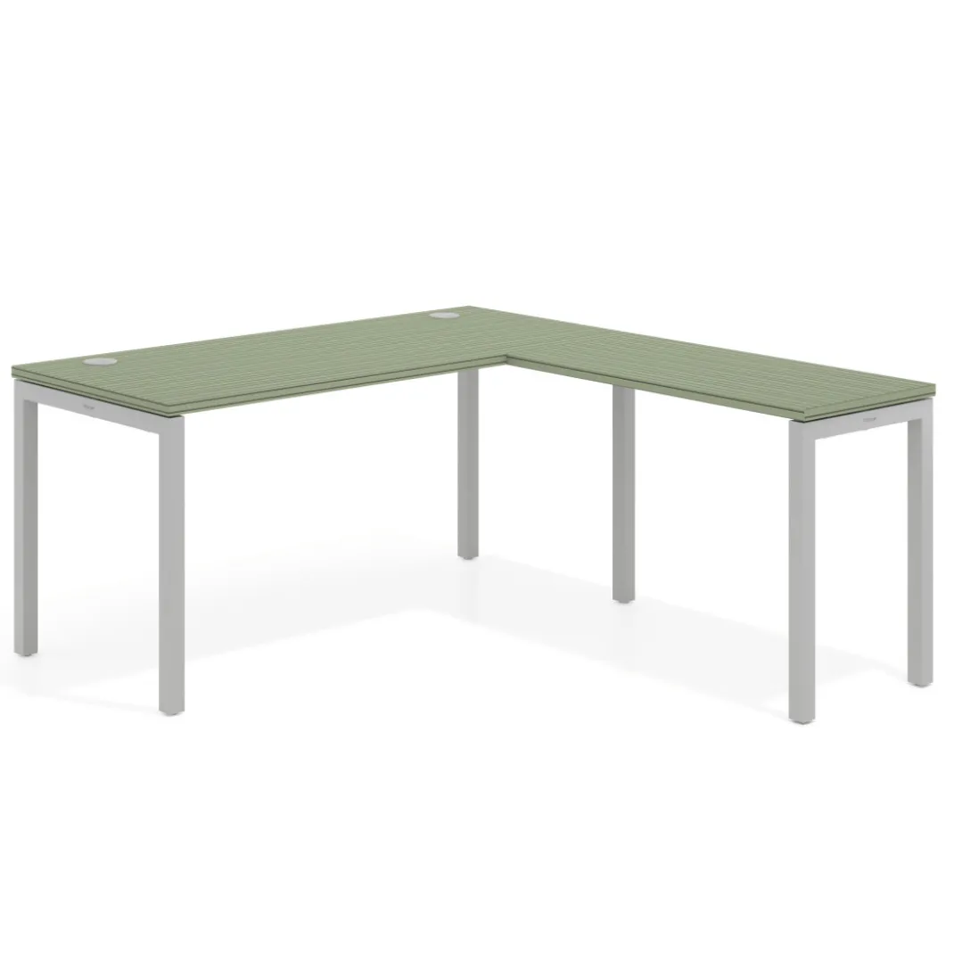 Mesa de oficina en L Kube fondo 68cm con ala estrecha, estructura aluminio