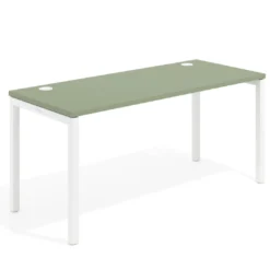 Mesa de oficina Kube fondo 68cm estructura blanca