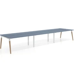 Mesa de oficina multipuesto Arki triple, fondo 126 cm, patas de madera
