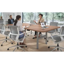 Mesa de Reuniones Elevable Erghos Core estructura aluminio canto curvo