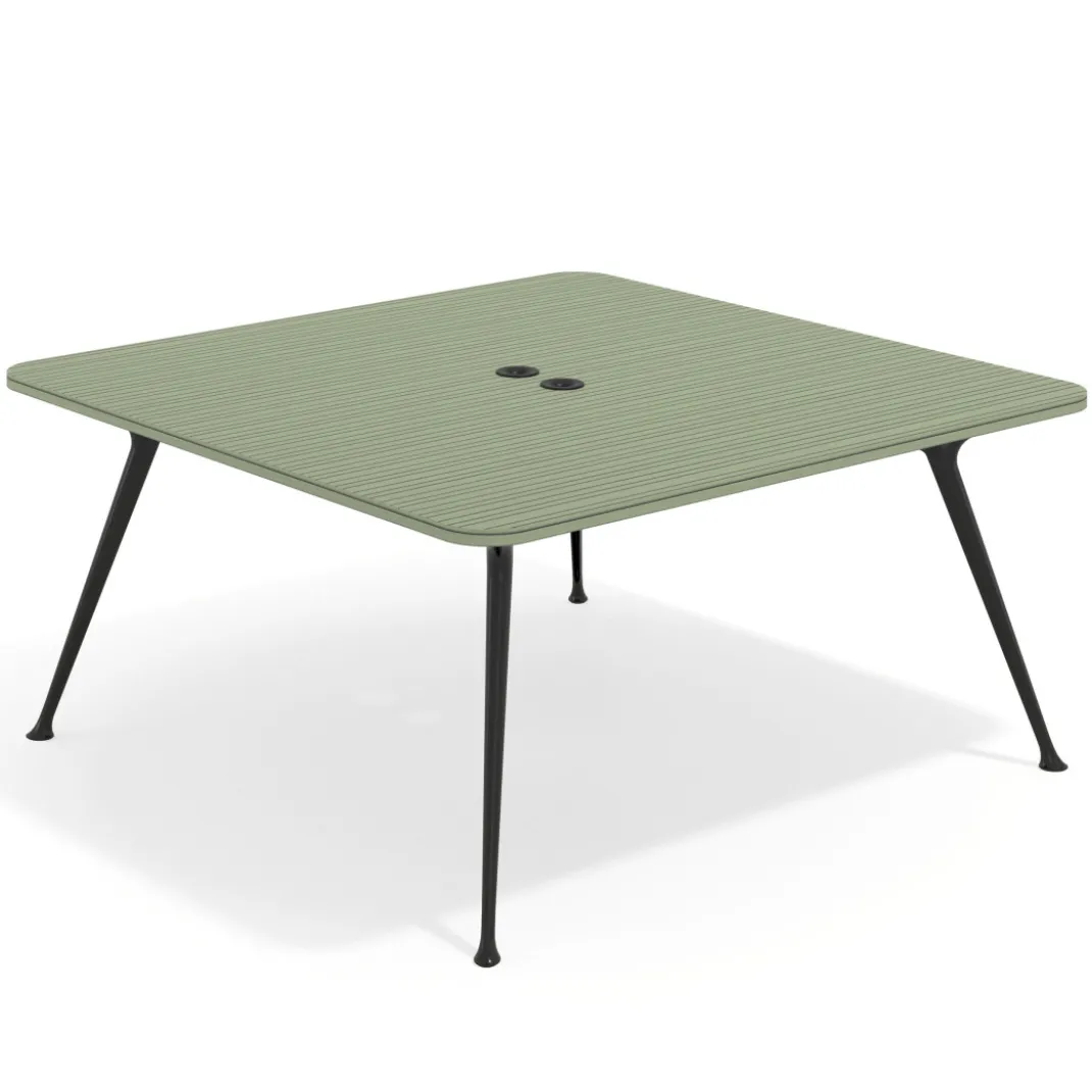 Mesa de reuniones Tekno, fondo 160, patas aluminio inyectado, estructura negra