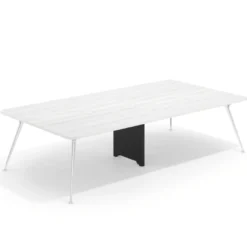 Mesa de reuniones Tekno gran formato, fondo 160, patas aluminio inyectado, estructura cromada