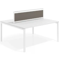 Separador de aluminio Wall para mesa doble coworking en melamina