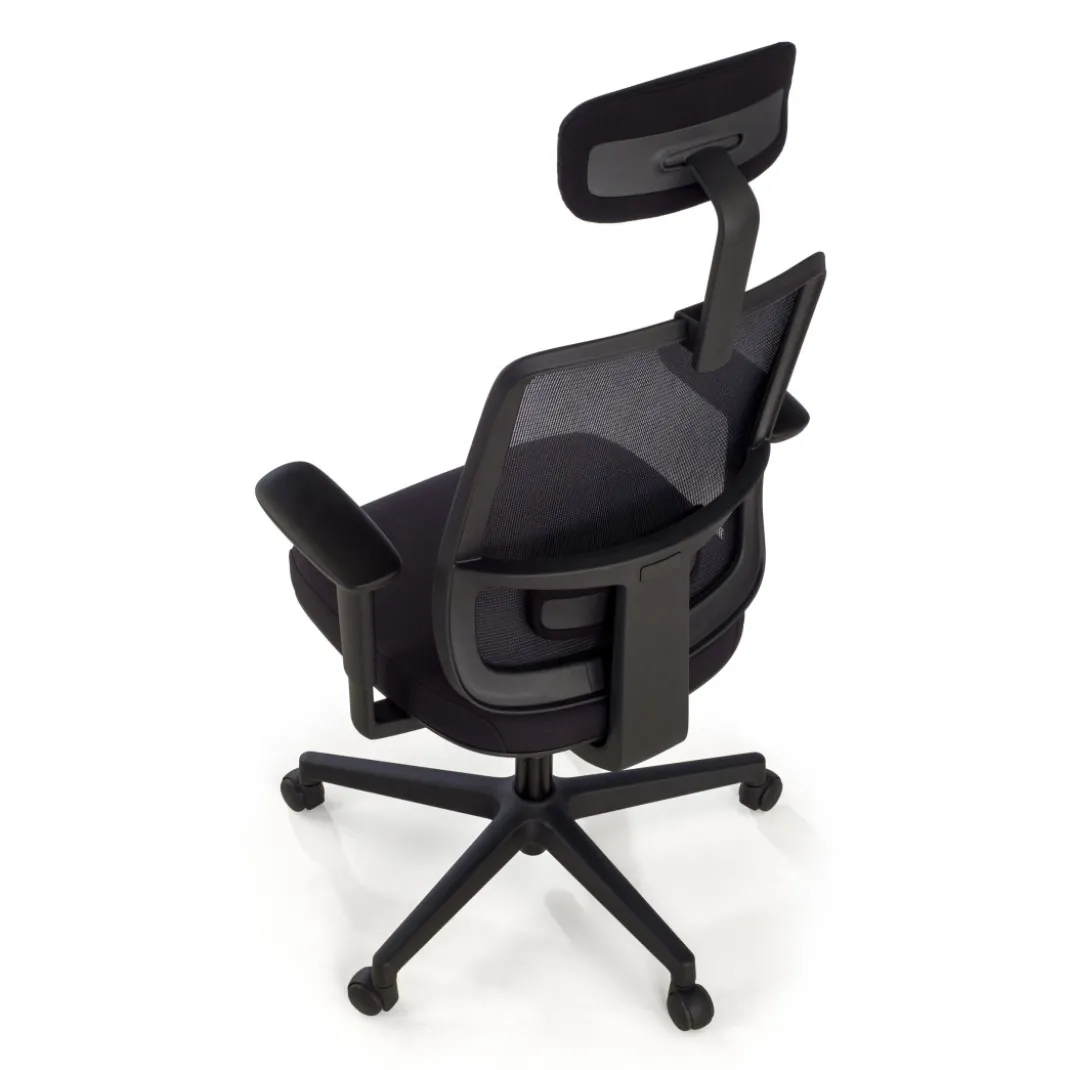 Silla de oficina profesional Sugar black con reposacabezas