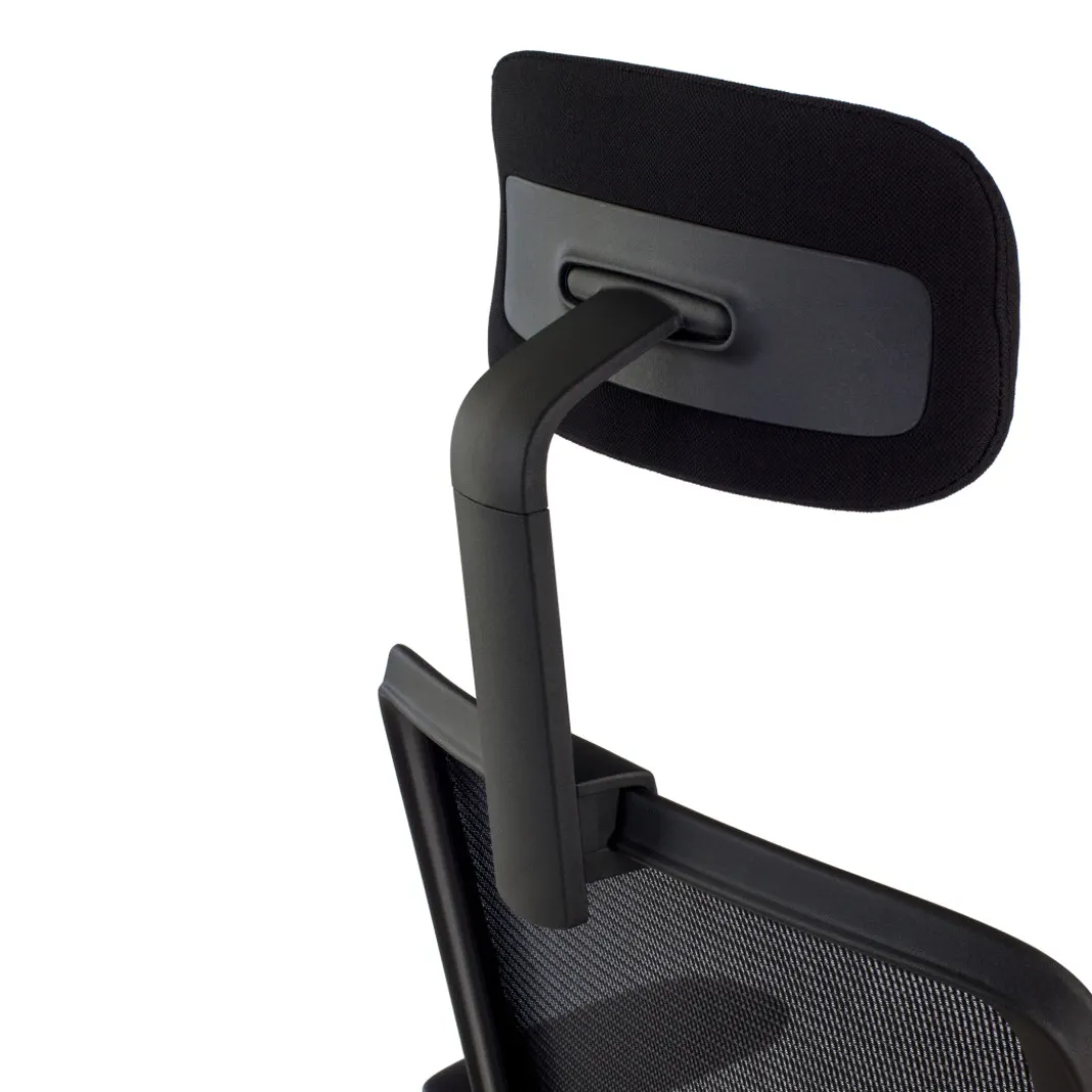 Silla de oficina profesional Sugar black con reposacabezas