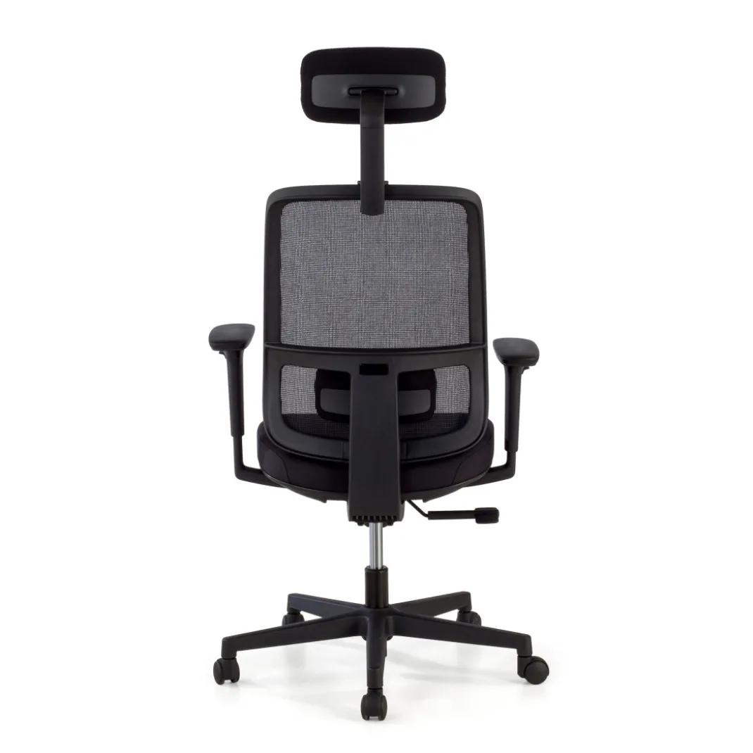 Silla de oficina profesional Sugar black con reposacabezas