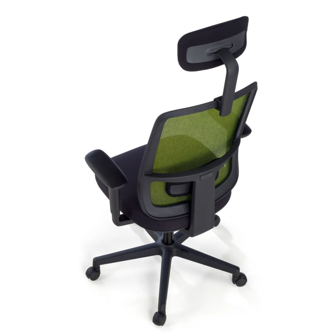 Silla de oficina profesional Sugar black con reposacabezas