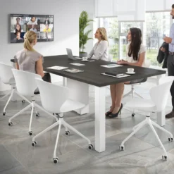 Silla Giratoria Wendy, con ruedas
