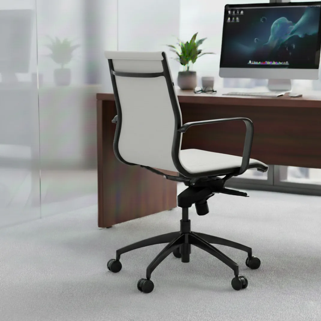 Silla oficina de diseño Croma, respaldo bajo, estructura negra