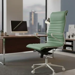 Sillón oficina Diseño Forli, estructura blanca, respaldo alto, ecopiel