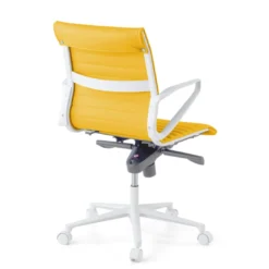 Sillón oficina Diseño Forli, estructura blanca, respaldo bajo, ecopiel